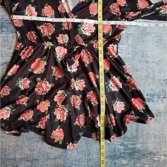 NWT! Asos Design Maternity Exclusive Long Sleeve Wrap Top In Rose Print Size 8 - Picture 6 of 9